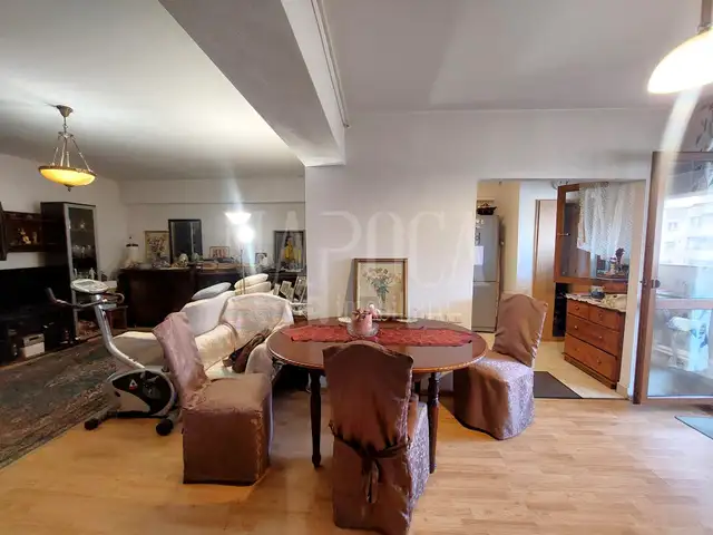 Vanzare apartament, 3 camere in Marasti