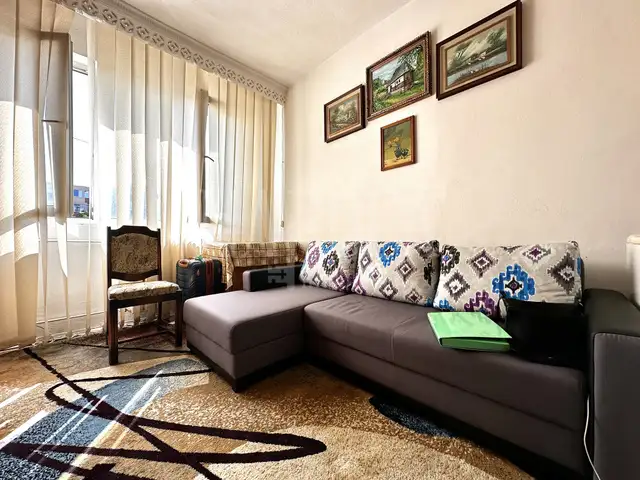 Se vinde apartament, o camera in Manastur