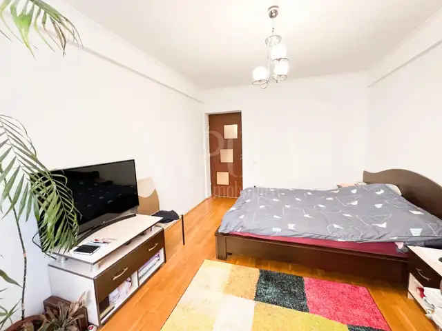 De vanzare apartament, 2 camere in Europa