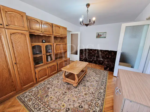 Se vinde apartament, 2 camere in Manastur