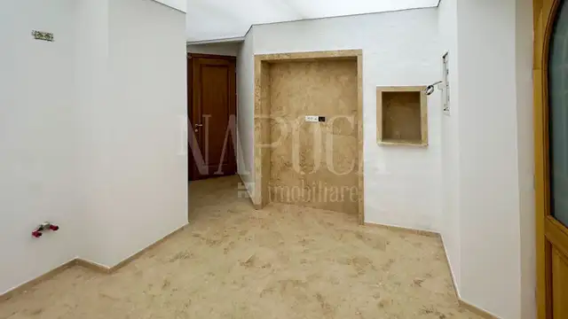 De vanzare apartament, 2 camere in Centru