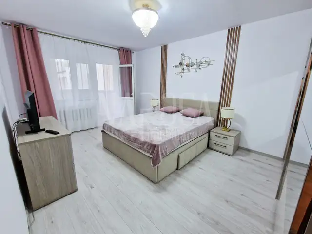 Vanzare apartament, o camera in Marasti