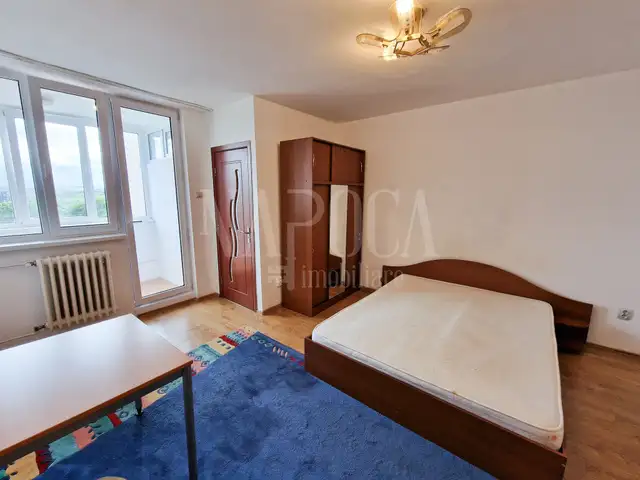 Vanzare apartament, o camera in Gheorgheni