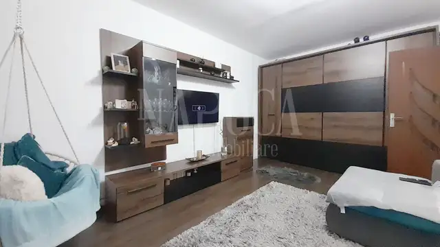 Se vinde apartament, o camera in Marasti