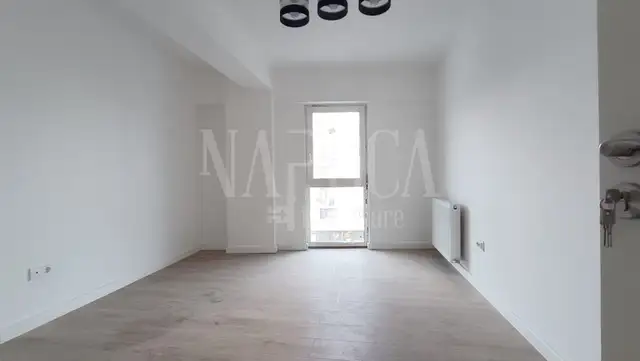 Vanzare apartament, 3 camere in Dambul Rotund