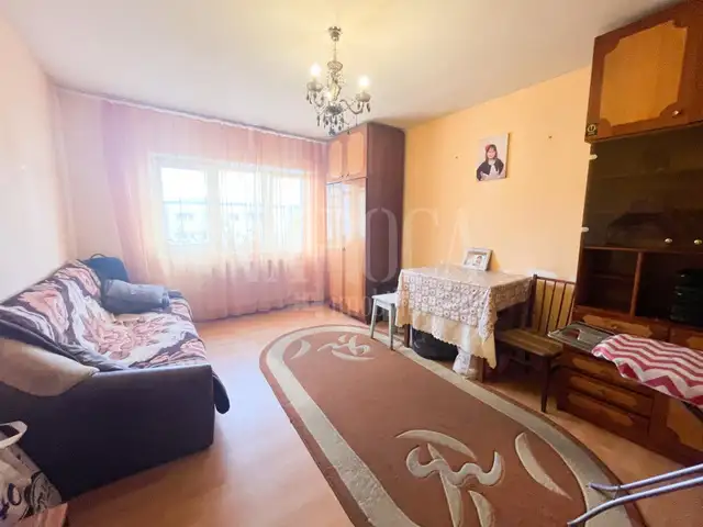 Vanzare apartament, 3 camere in Manastur