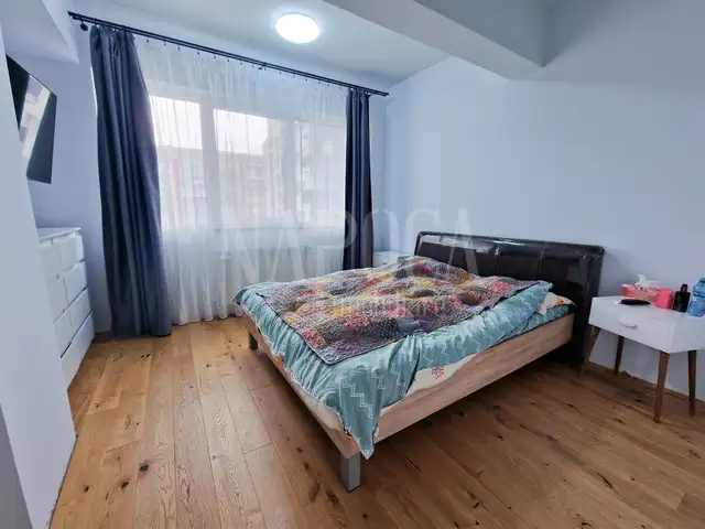 Se vinde apartament, 3 camere in Baciu