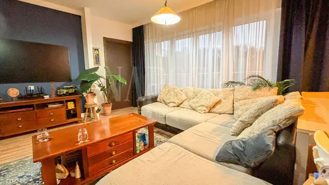 Se vinde apartament, 2 camere in Plopilor