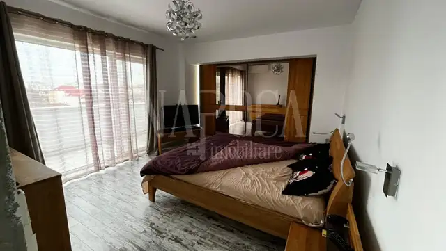 De vanzare apartament, 3 camere in Intre Lacuri