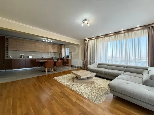 De vanzare apartament, 4 camere in Buna Ziua