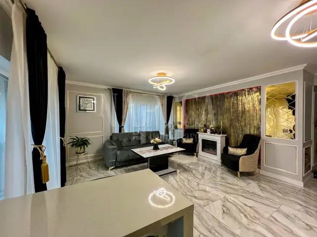 Vanzare apartament, 3 camere in Dambul Rotund