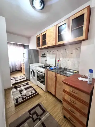 Se vinde apartament, o camera in Gheorgheni