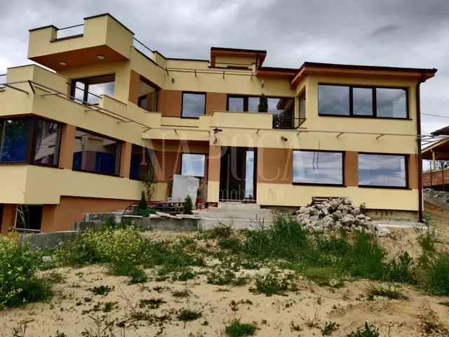 Se vinde casa, 5 camere in Feleacu