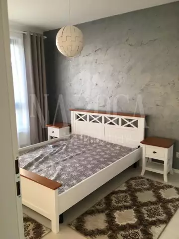 De vanzare apartament, 2 camere in Intre Lacuri