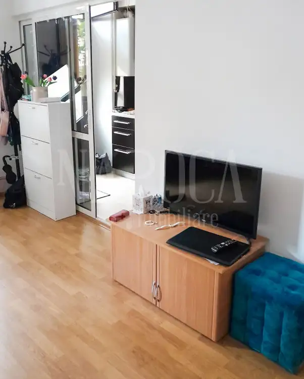 De vanzare apartament, o camera in Centru