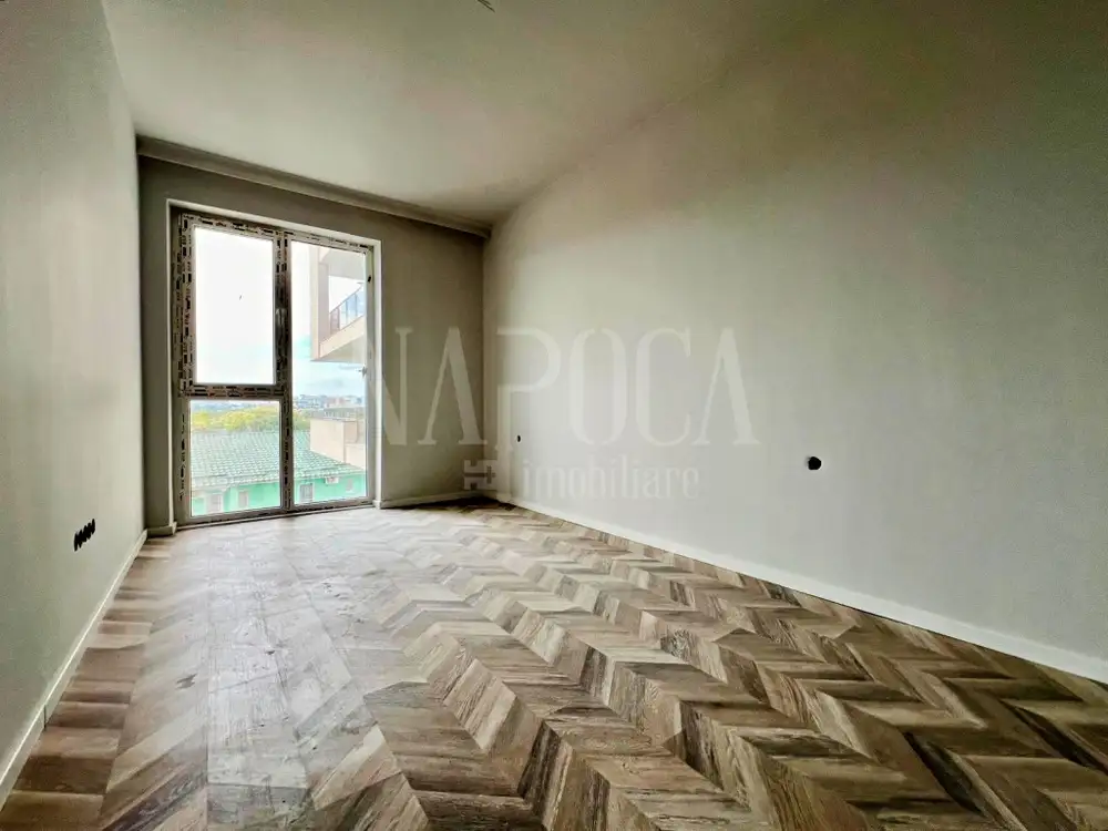 De vanzare apartament, 3 camere in Intre Lacuri