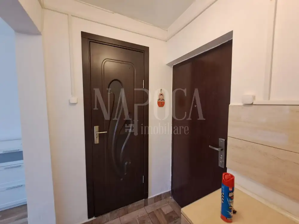 Vanzare apartament, o camera in Marasti