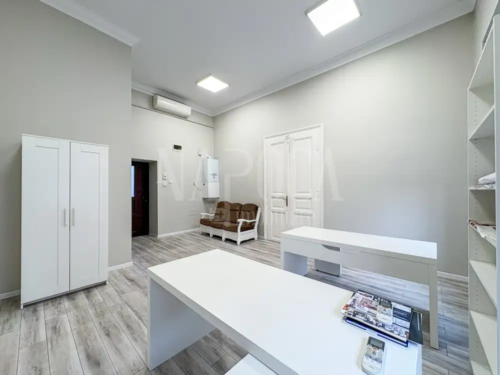 De vanzare apartament, 2 camere in Centru