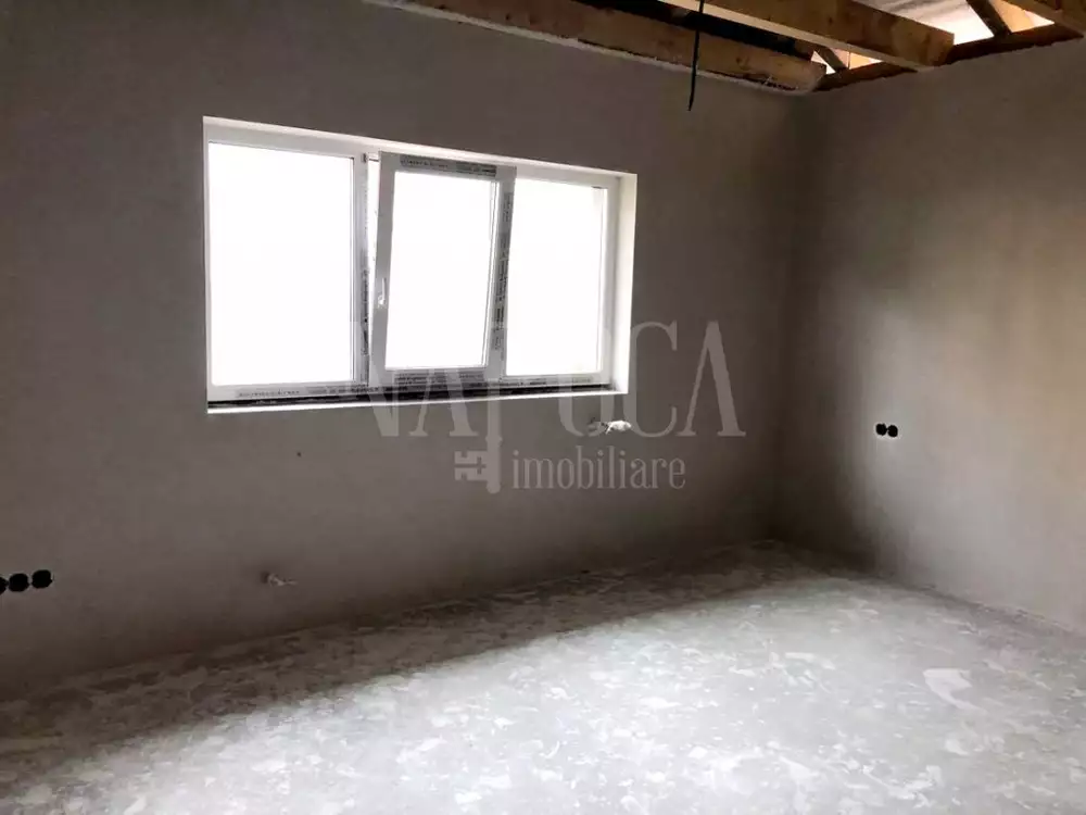 Se vinde casa, 4 camere in Chinteni