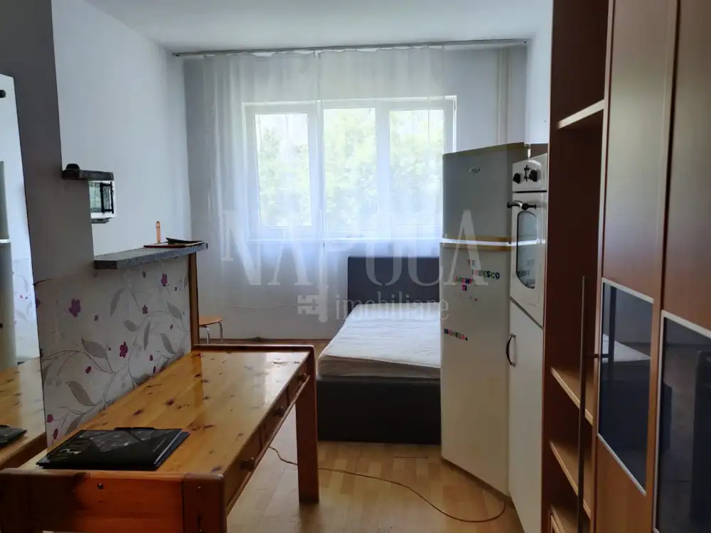 Se vinde apartament, o camera in Manastur