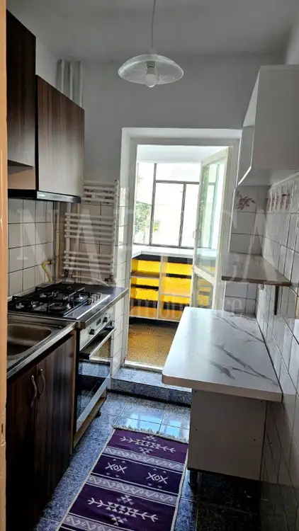 Vanzare apartament, o camera in Marasti