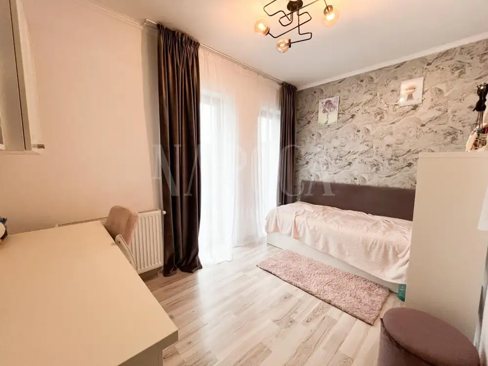 Vanzare apartament, 4 camere in Borhanci