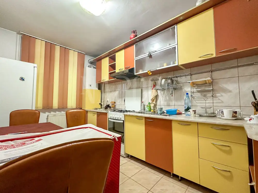 Se vinde apartament, 2 camere in Andrei Muresanu