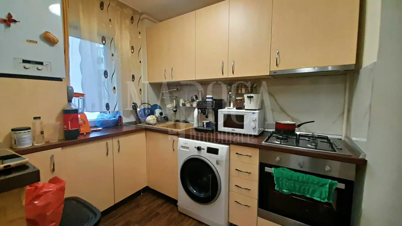 Se vinde apartament, 3 camere in Manastur