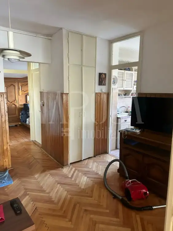 De vanzare apartament, 3 camere in Gheorgheni