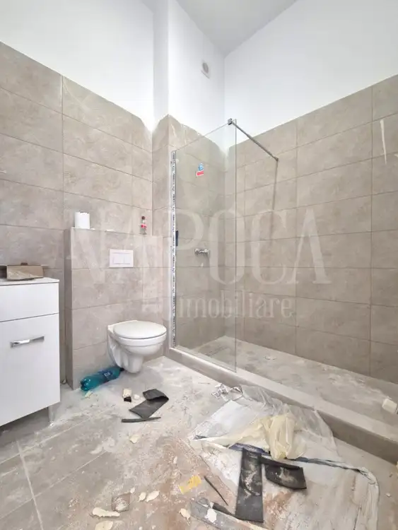 Se vinde apartament, 2 camere in Intre Lacuri