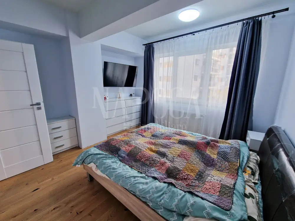 Se vinde apartament, 3 camere in Baciu