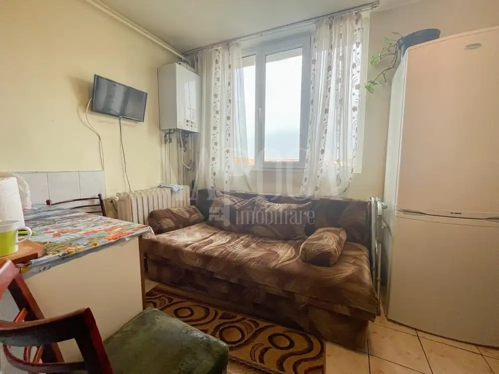 De vanzare apartament, o camera in Gheorgheni
