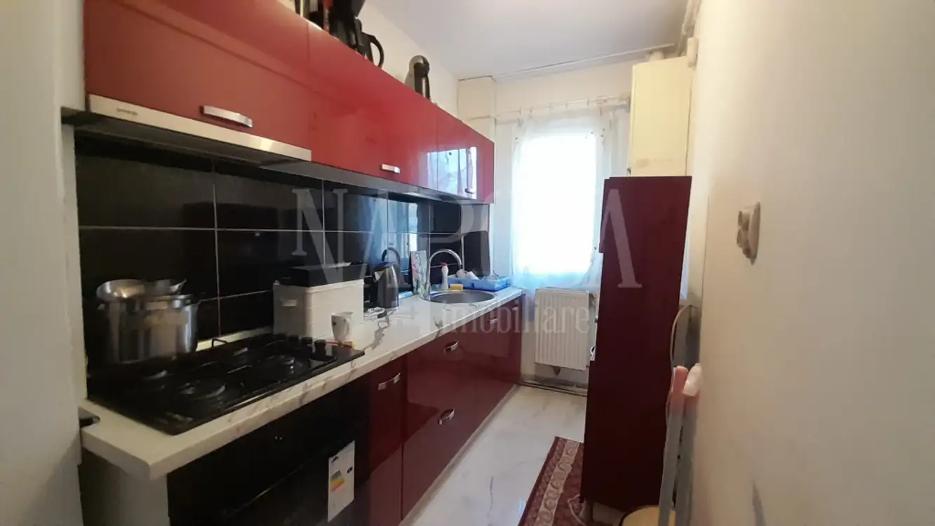 Se vinde apartament, 3 camere in Manastur