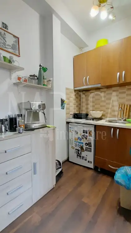 Vanzare apartament, o camera in Centru