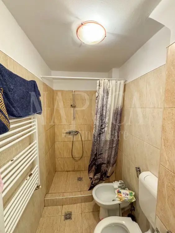 De vanzare apartament, 2 camere in Gara