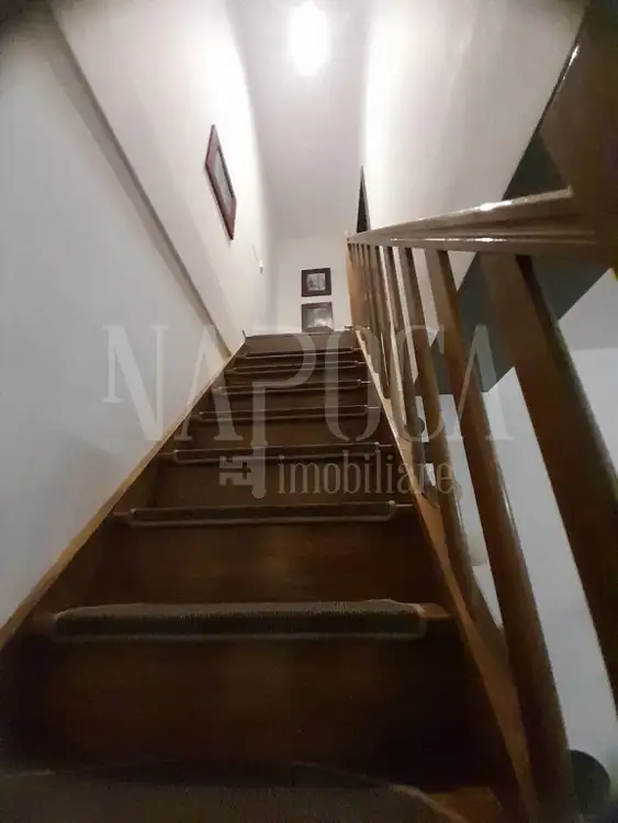 Vanzare apartament, 5 camere in Baciu