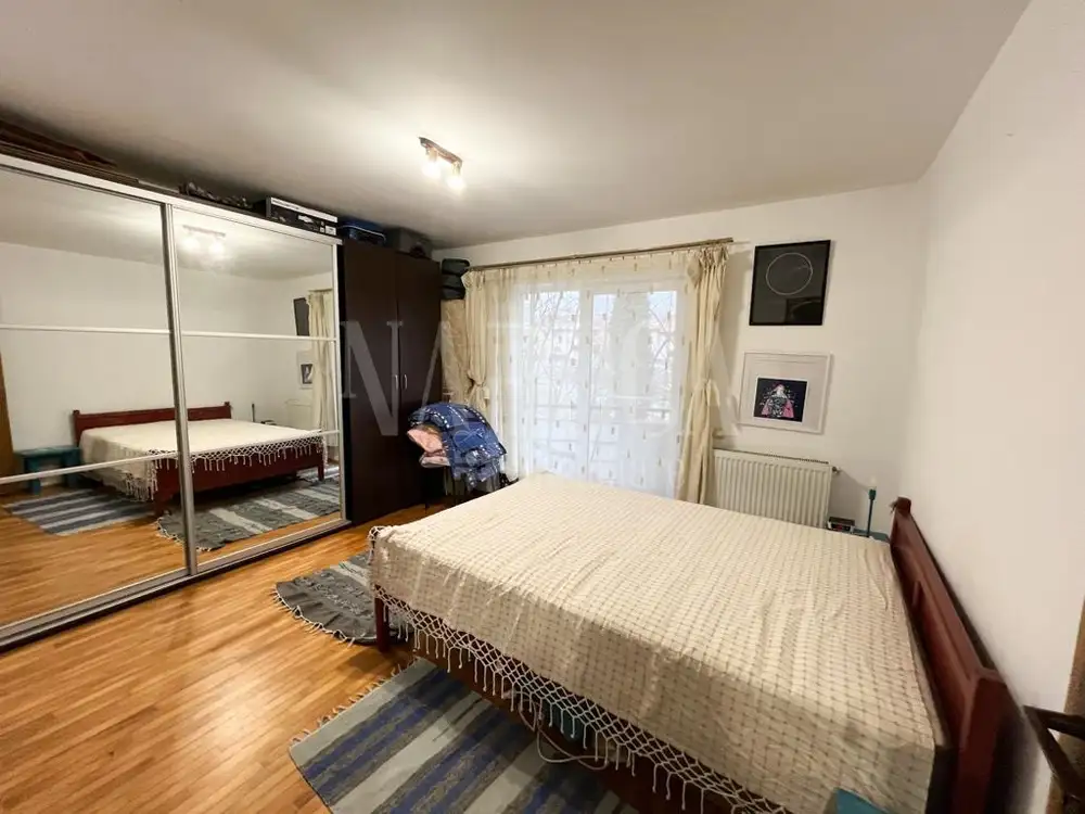 Vanzare apartament, 3 camere in Buna Ziua