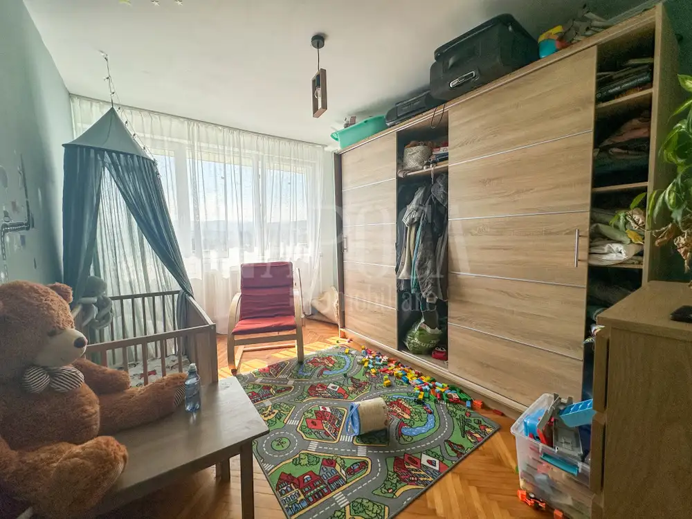 De vanzare apartament, 3 camere in Grigorescu