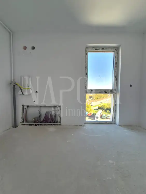 Se vinde apartament, 3 camere in Intre Lacuri