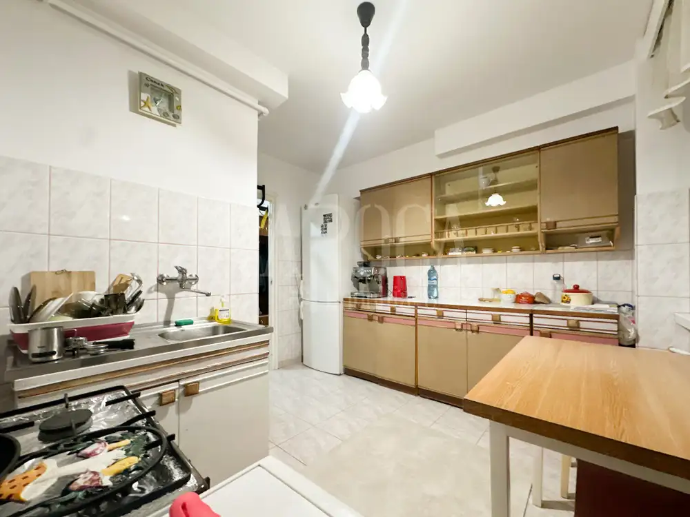 De vanzare apartament, 3 camere in Grigorescu