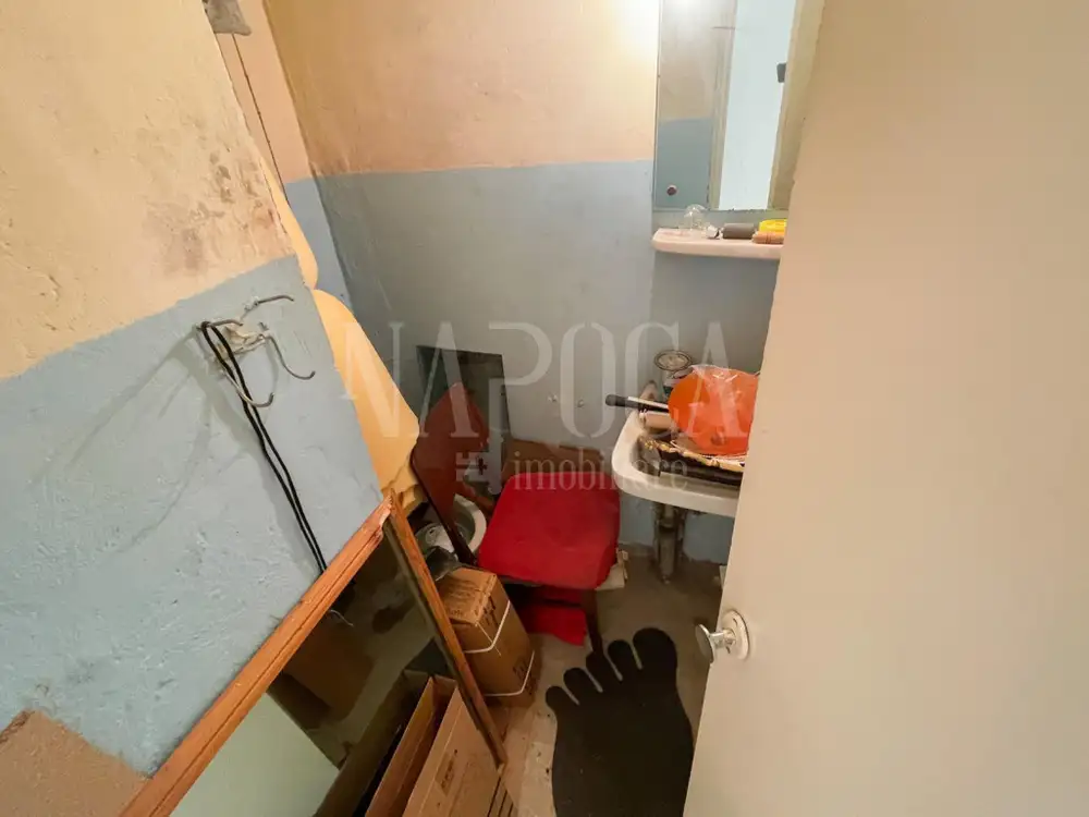 Se vinde apartament, 3 camere in Intre Lacuri