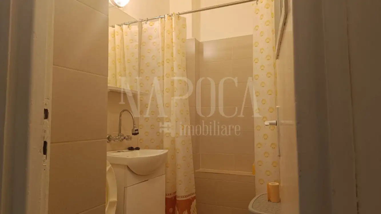 De vanzare apartament, 2 camere in Centru