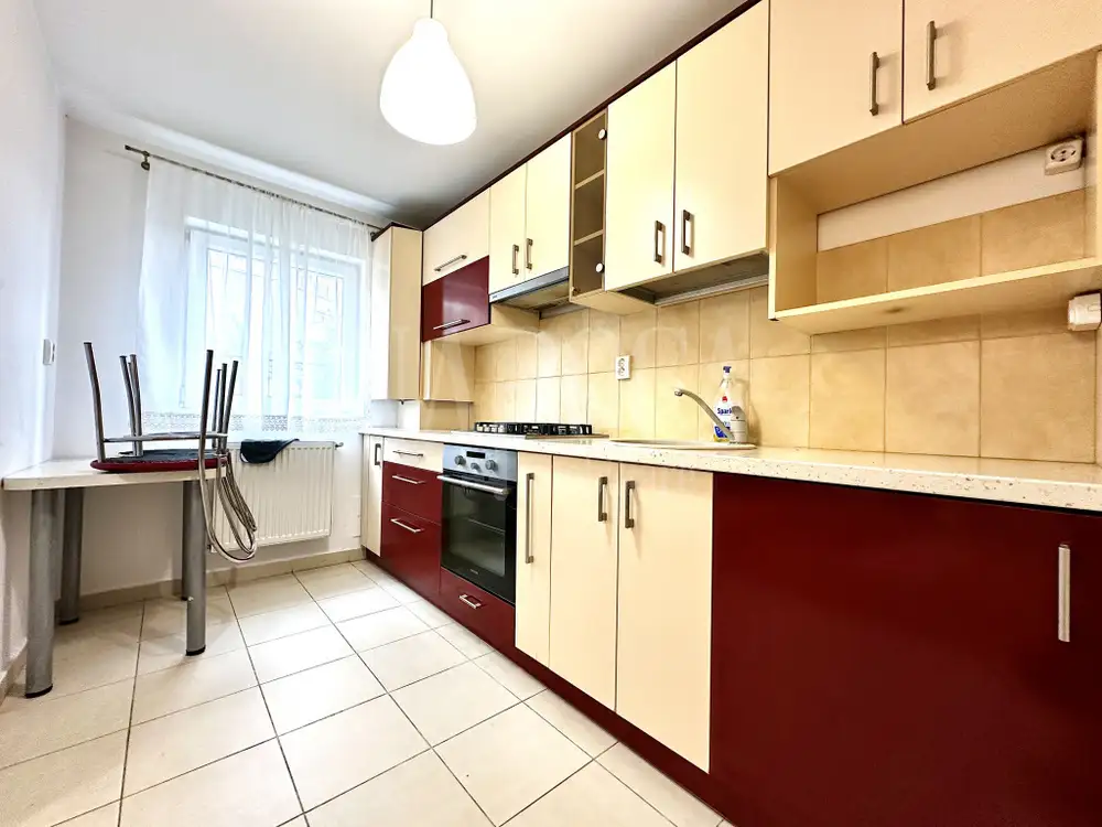 Vanzare apartament, 2 camere in Buna Ziua