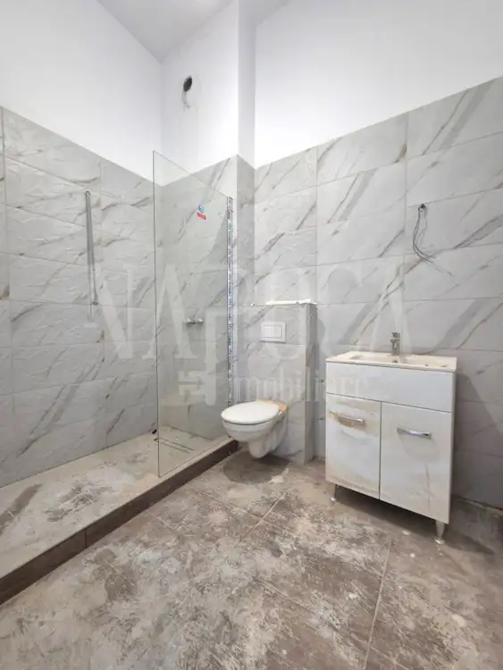 De vanzare apartament, 2 camere in Intre Lacuri