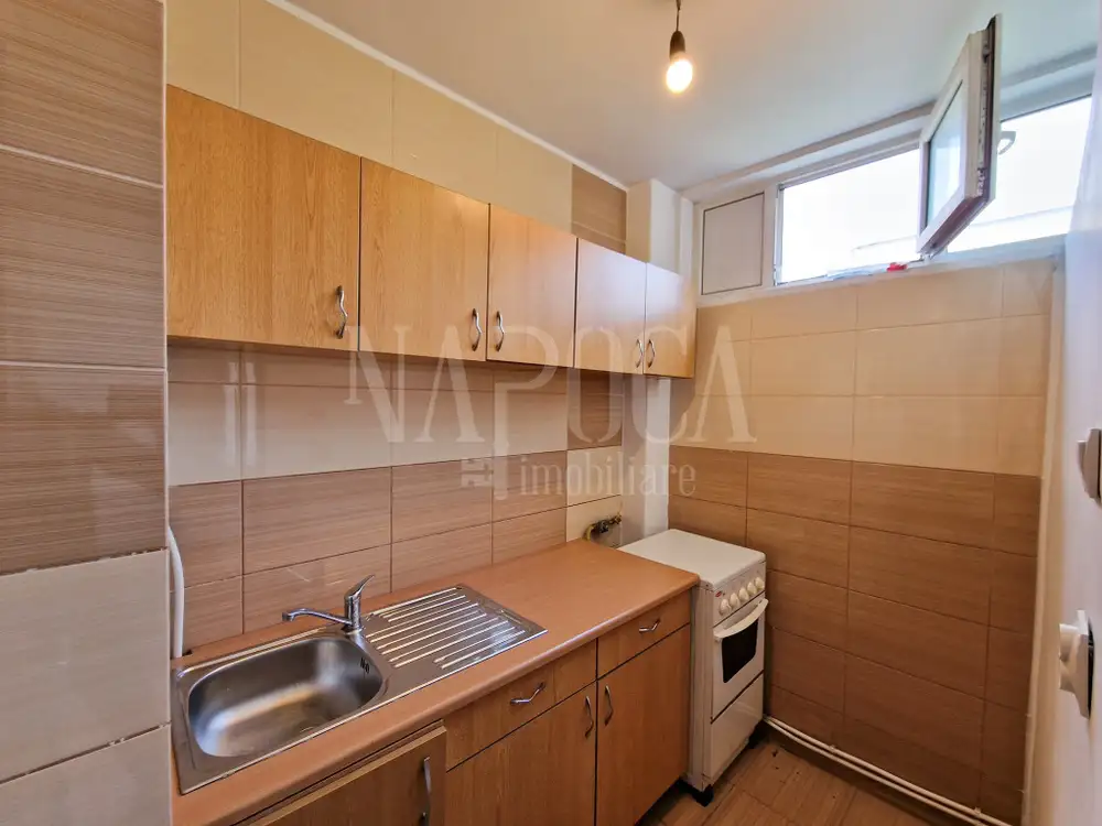 Vanzare apartament, o camera in Marasti