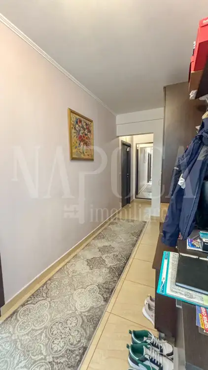 Se vinde apartament, 3 camere in Baciu