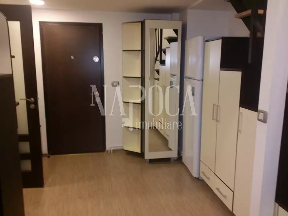 Vanzare apartament, 4 camere in Manastur