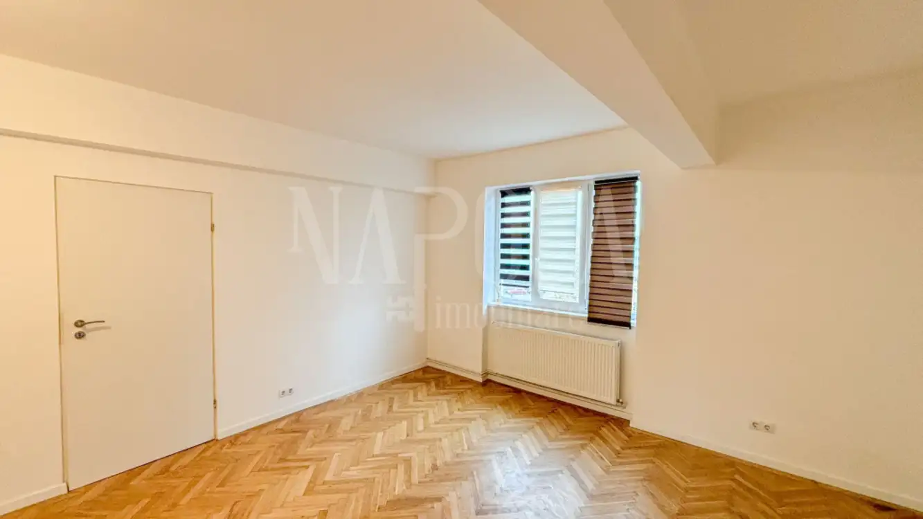 De vanzare apartament, 2 camere in Centru