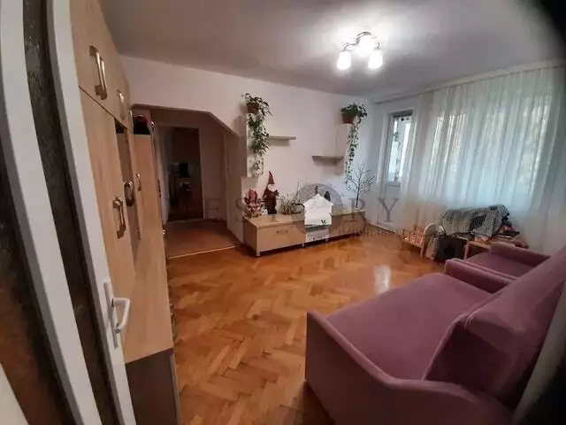 Apartament 2 camere, etaj 2, Gheorgheni, zona Iulius Mall