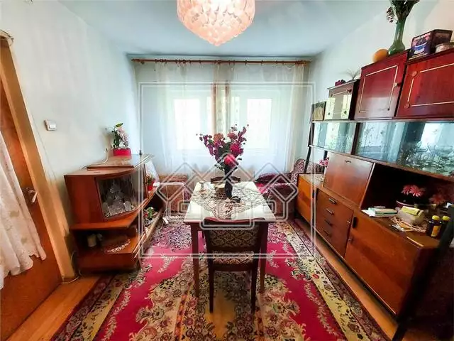 Apartament de vanzare in Sibiu - 2 camere - zona Semaforului